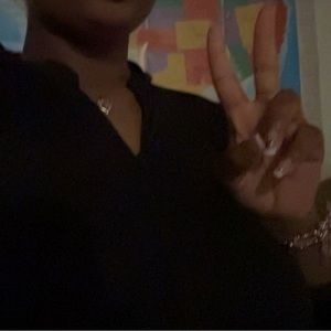 Meet your Posher, Sinai